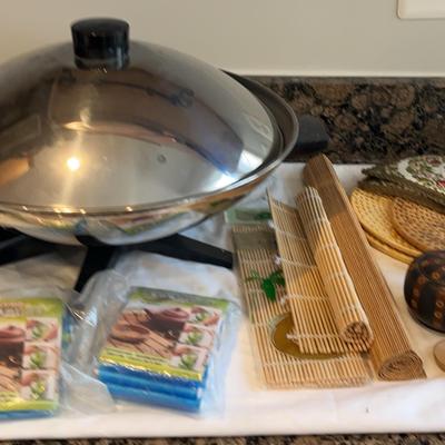 Farberware Electric Wok & Asian-Themed Kitchen Items
