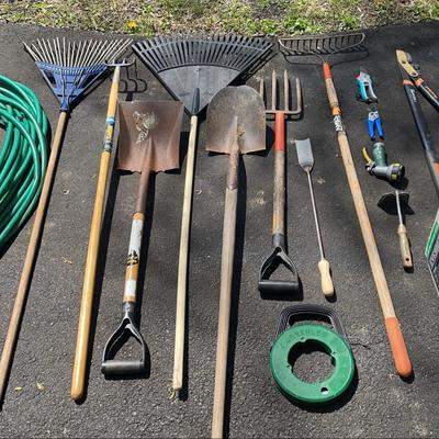 Garden Tools & Accessories