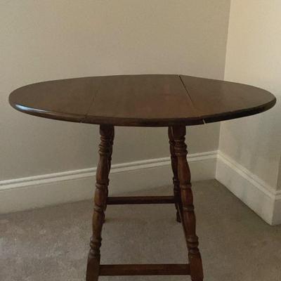 Oval Drop Leaf Table