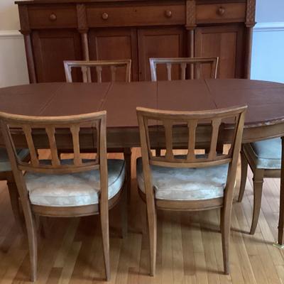 Drexel Furniture Dining Set With Six Chairs (7)