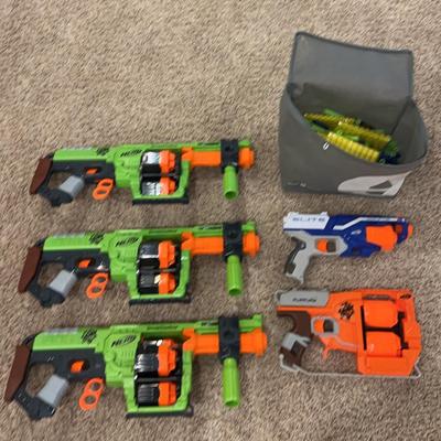 Assortment of Nerf Guns & Bullets