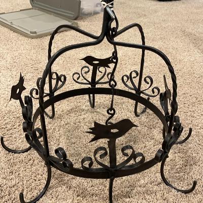 Crown of Price Wrought Iron Bird-Themed Pot Hanger