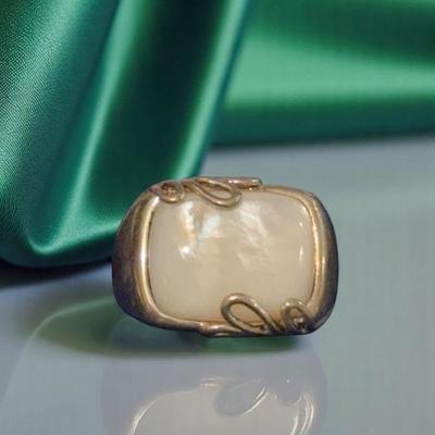 Accent ring stamped gv" 925