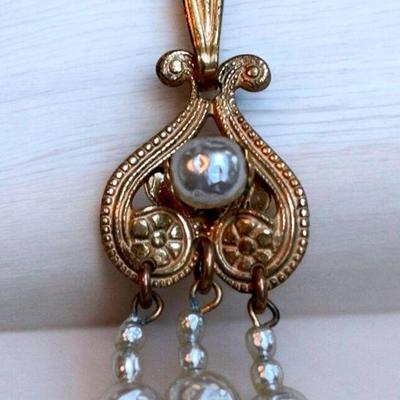 Miriam haskell pendant