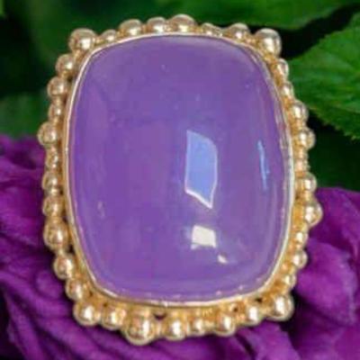 Lavender jadeite ring set in 14k gold