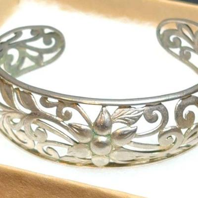 Pierced sterling bracelet