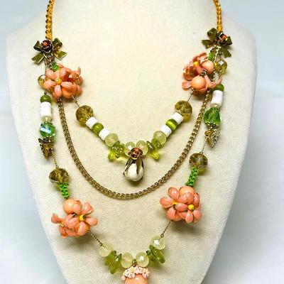 Betsey Johnson “Summer Of Love” Necklace