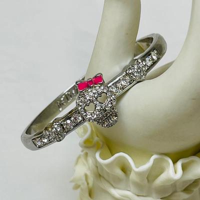 "Betsey Johnson" Pink Bow Skull Bracelet