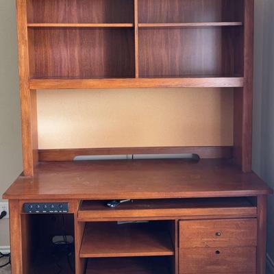 Cherry Wood Desk With Hutch