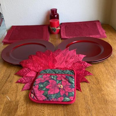 Set Of 6 Red Chargers 13”, 6 Cloth Placemats & More