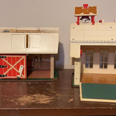 Vintage Fisher Price Barn And School 