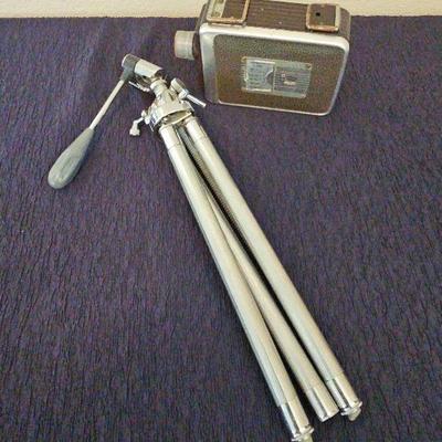 Vintage Kodak Brownie 8mm Movie Camera AS IS with Tripod