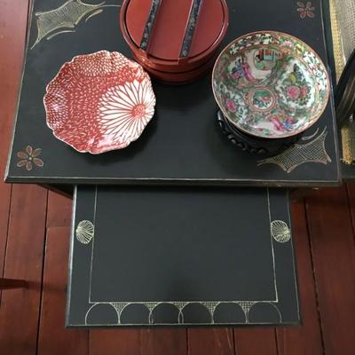nesting tables $99
19 X 13 X 25"