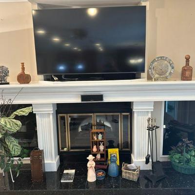 Samsung 55" Smart TV (2024)