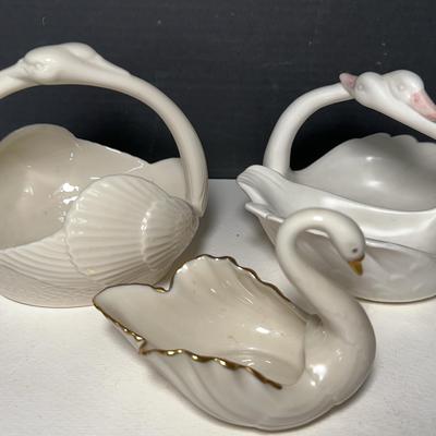 Lenox & Fitz & Floyd Vintage Swan Dishes