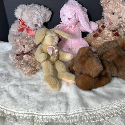 Plush Bunnies & Bears 