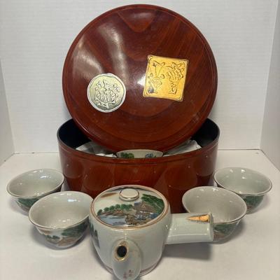Vintage Kutani Ware Hand Painted Teapot w/Lid, 5 Teacups & Japanese Wooden Tea Caddy