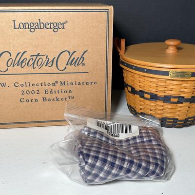 Longaberger 2002 Miniature Corn Basket 