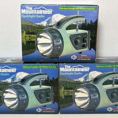 NIB The Mountaineer Flashlight Radios 