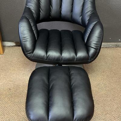 Puffy Chrome Based Comfort Chair With Ottoman