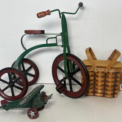 Boyd’s Bears Basket & Flyer w/ Tricycle