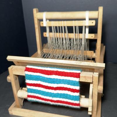 Wooden Table Top Loom