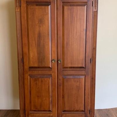 Wood Wardrobe With Interior Drawers 