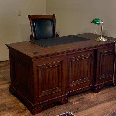 Wooden Office Desk With Chair And Desklamp