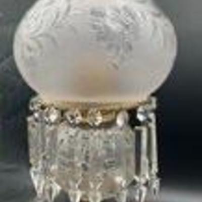 Double Stepped Glass Base Bulls Eye Fluid Lamp With Etched Banding