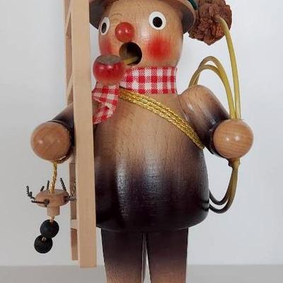 Wooden Holiday Smoker
