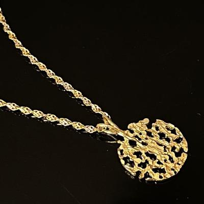 14K Yellow Gold Rope Chain with 14K Openwork Pendant