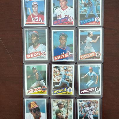 1985 Topps Complete Set.  Mark, McGuire, Puckett, Clemens, Gooden, Davis Rookies