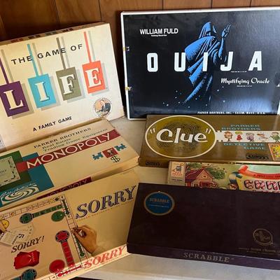 Early Game Classics (7) With Life, Sorry, Clue, Candy Land & More