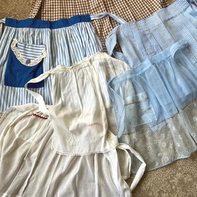 Vintage Aprons (6)