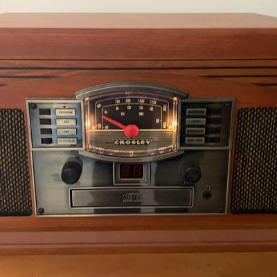 Crosley AM/FM Radio and Record Player