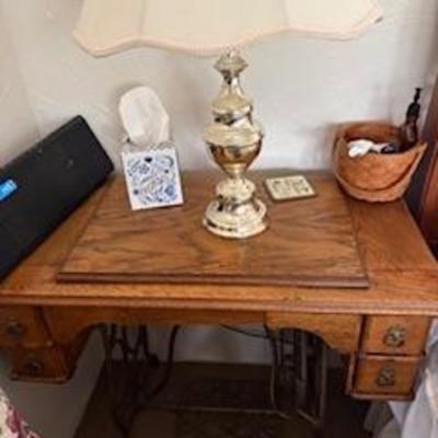 Sewing table 