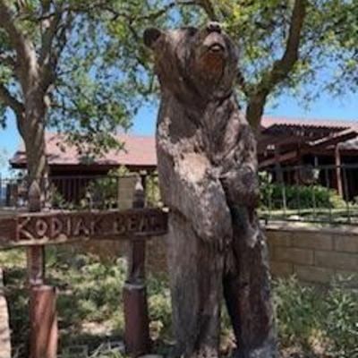 7 foot carved bear 
