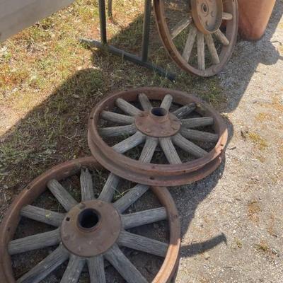 Wagon wheels 