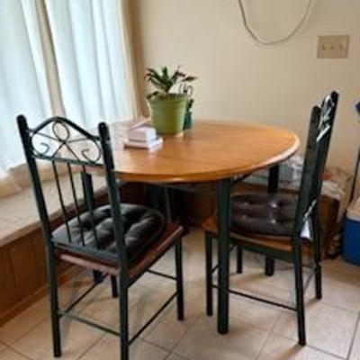 Small  dining area 