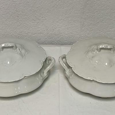 Pair Of 9.5” Round Haviland Footed Tureen’s w/ Lids