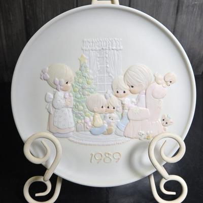 Precious Moments Plate 1989 "Happy Home"
