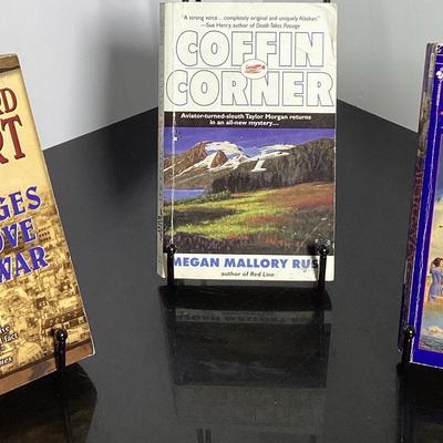 Fred Mustard Stewart The Savages In Love And War, Coffin Corner, Awakening 