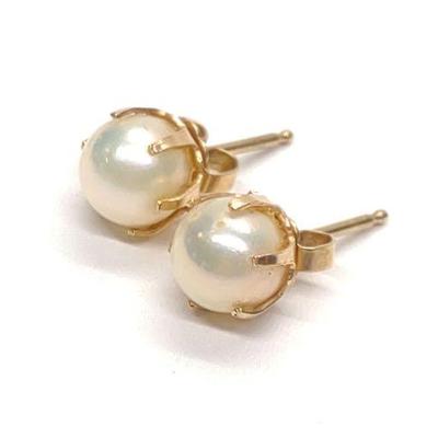14K Gold 6.5mm Cultured Pearl Stud Earrings