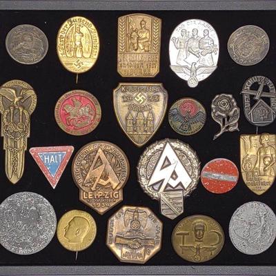 21 WWII German NSDAP Tinnie Badges & Pins