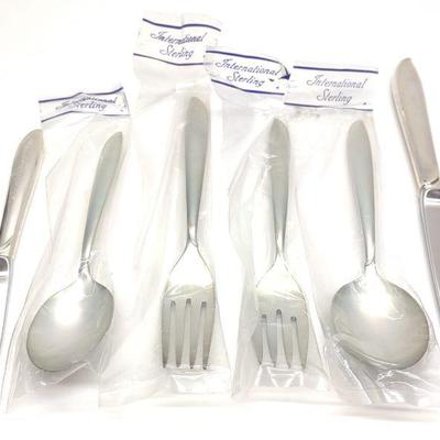 6 pc Sterling Silver "Silver Rhythym" Flatware Set