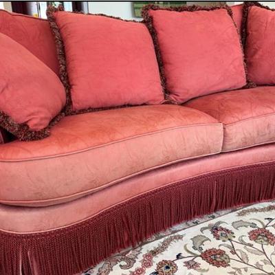 Sofa With Throw Pillows