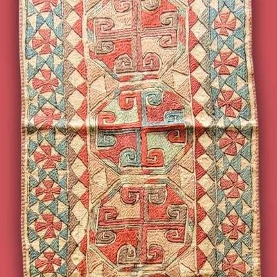 100% Wool Pile Rug 6'6" X 2'6" - Handmade in Pakistan