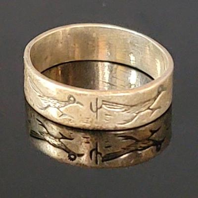 Sterling Silver 'Road Runner' Ring Band