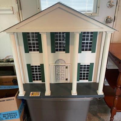 Vintage Dollhouse