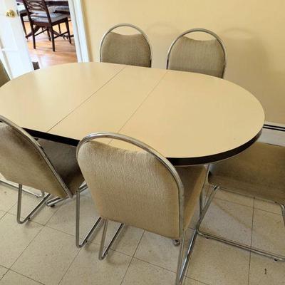MCM Formica Table w/Chrome Chairs